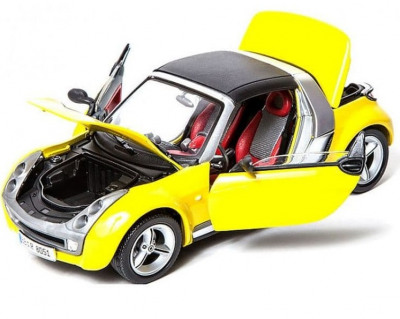SMART Roadster Cabriolet Bburago 1:18 коллекционная машинка