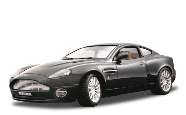 Aston Martin V12 Vanquish 2002 коллекционная модель автомобиля 1:18