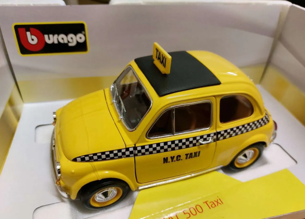 Fiat 500 Taxi коллекционная модель автомобиля 1:18