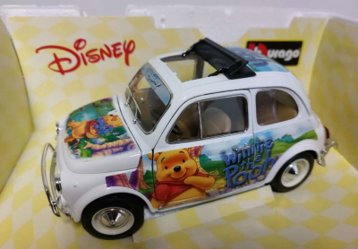 Коллекционная металлическая модель FIAT 500 L Pooh 1:18
