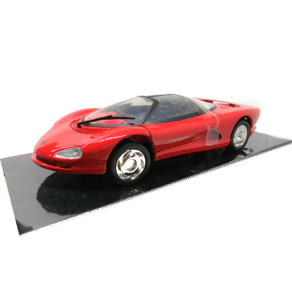 Коллекционная модель Corvette Indy, 1:24, MotorMax