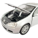 Volkswagen Golf V 1:18 Bburago коллекционная модель автомобиля silver