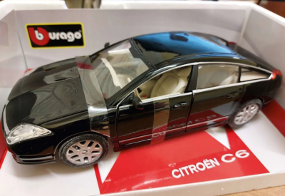 Citroen C6 1:20 Bburago коллекционная металлическая модель автомобиля black