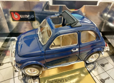 FIAT 500 L 1968 коллекционная модель автомобиля 1:18 
